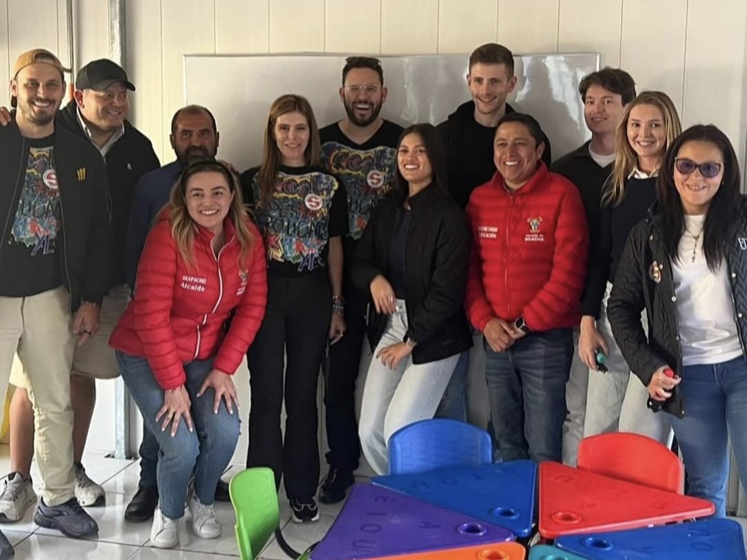 Niños y niñas de Altos de la Florida, en Soacha, recibieron espacios dignos y modernos para su educación